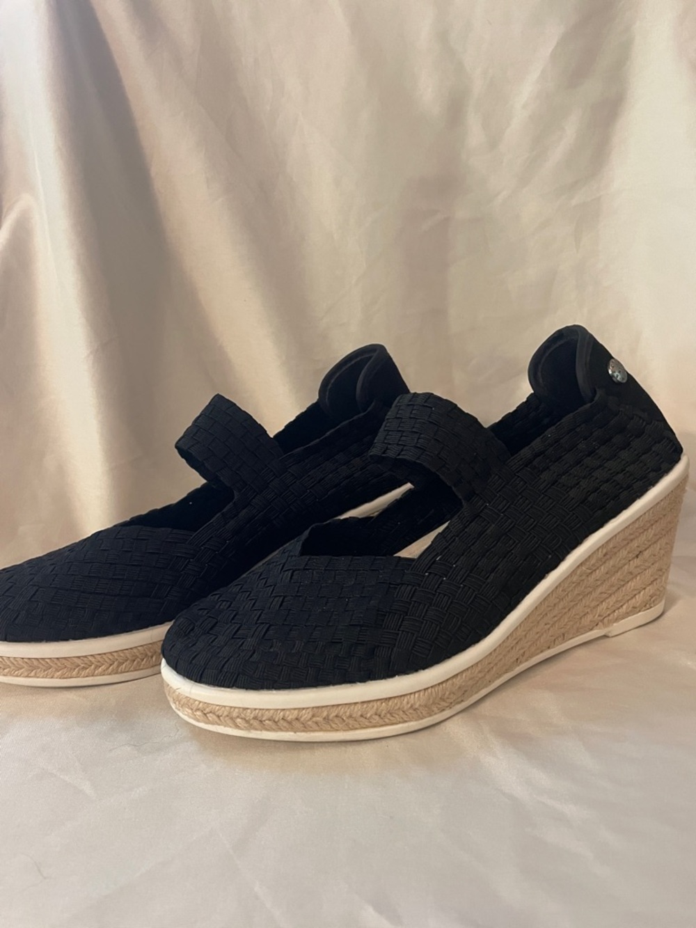 Bernie mev. Womens Woven Mary Jane Wedge Espadrille - Black size 38